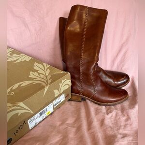 Excellent Condition Sofft Adabelle Knee High Boots